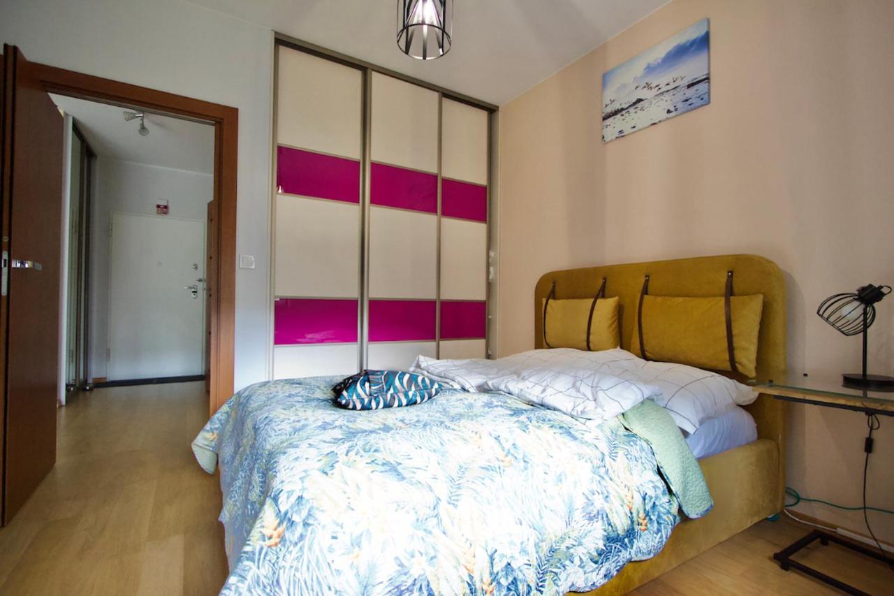 Mp Rent- 48M, Klimatyzacja, Ogrodek, Parking, Jana Kazimierza, Travellerrevawards2024 Leilighet Warszawa Eksteriør bilde